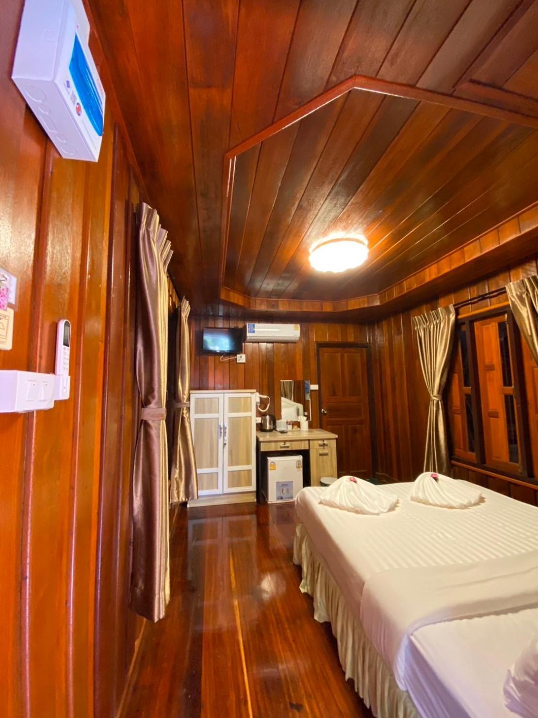 Nai Yang Beach Ruan Mai Naiyang Beach Resort מראה חיצוני תמונה
