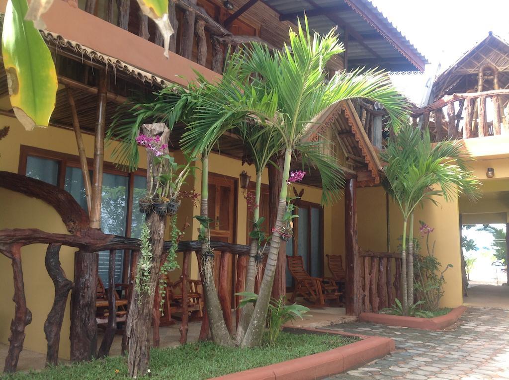 Nai Yang Beach Ruan Mai Naiyang Beach Resort מראה חיצוני תמונה